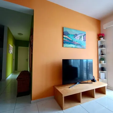 Beautiful Near The Sea Пафос