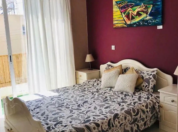 Beautiful Near The Sea Apartment